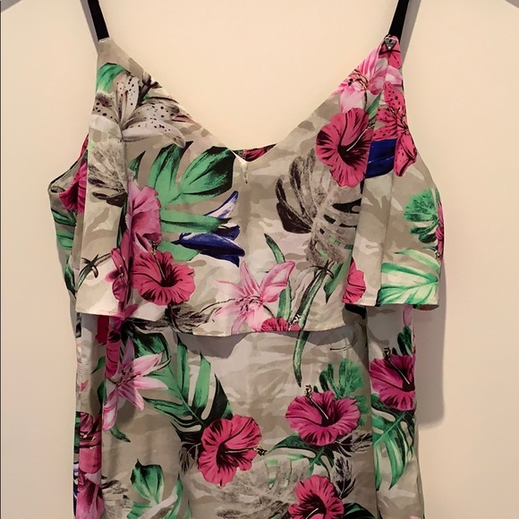Hawaiian floral Guess maxi dress with ruffle top - Picture 2 of 3